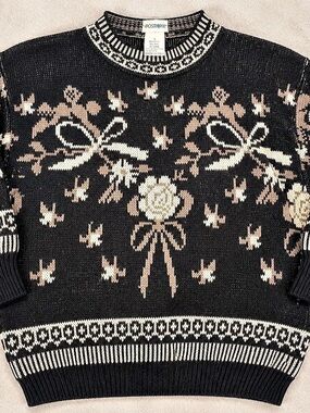 Apostrophe Women'Small Black & White Patterned Sweater Size Small